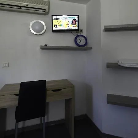 Motel Dortoirs Rocade 2 2*